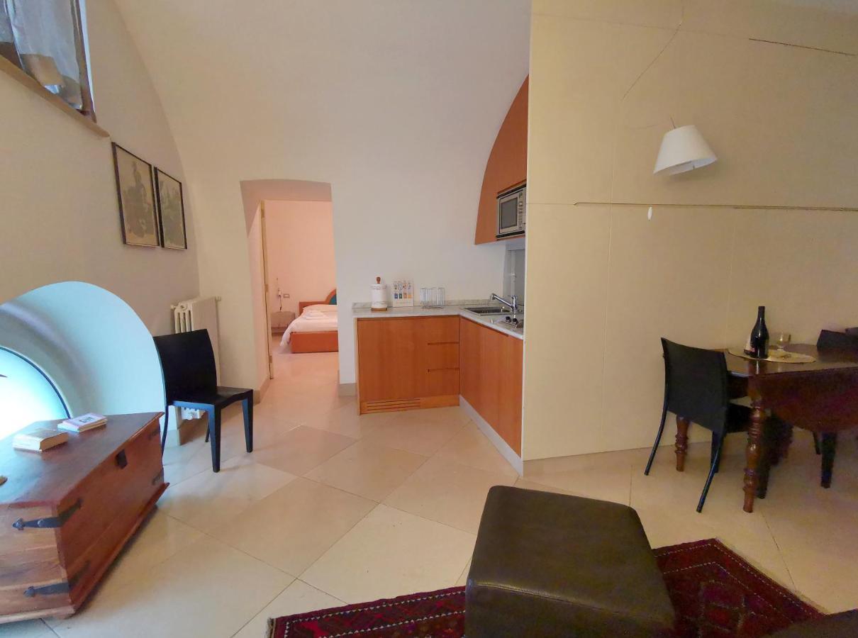 Scesa San Michele Apartment Bari Exterior foto