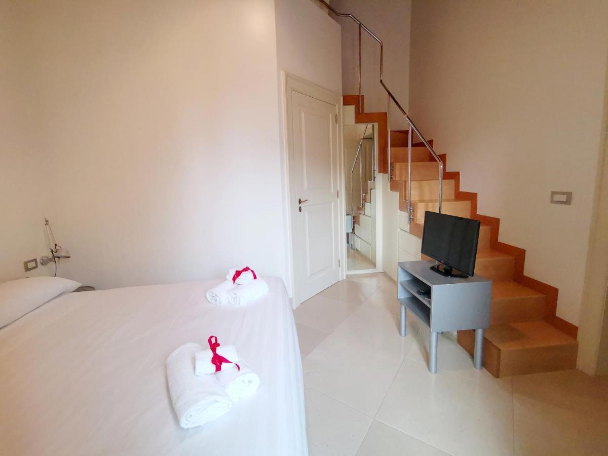 Scesa San Michele Apartment Bari Exterior foto