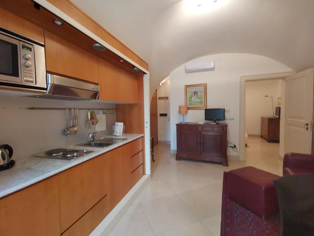 Scesa San Michele Apartment Bari Exterior foto