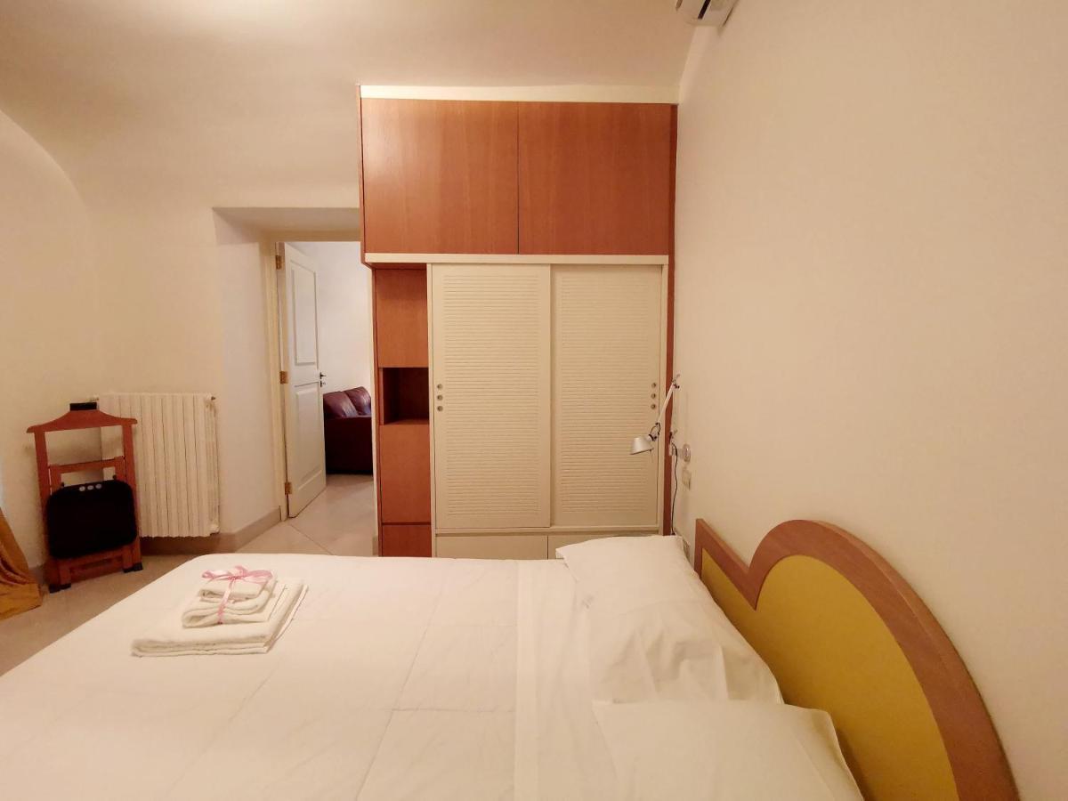 Scesa San Michele Apartment Bari Exterior foto