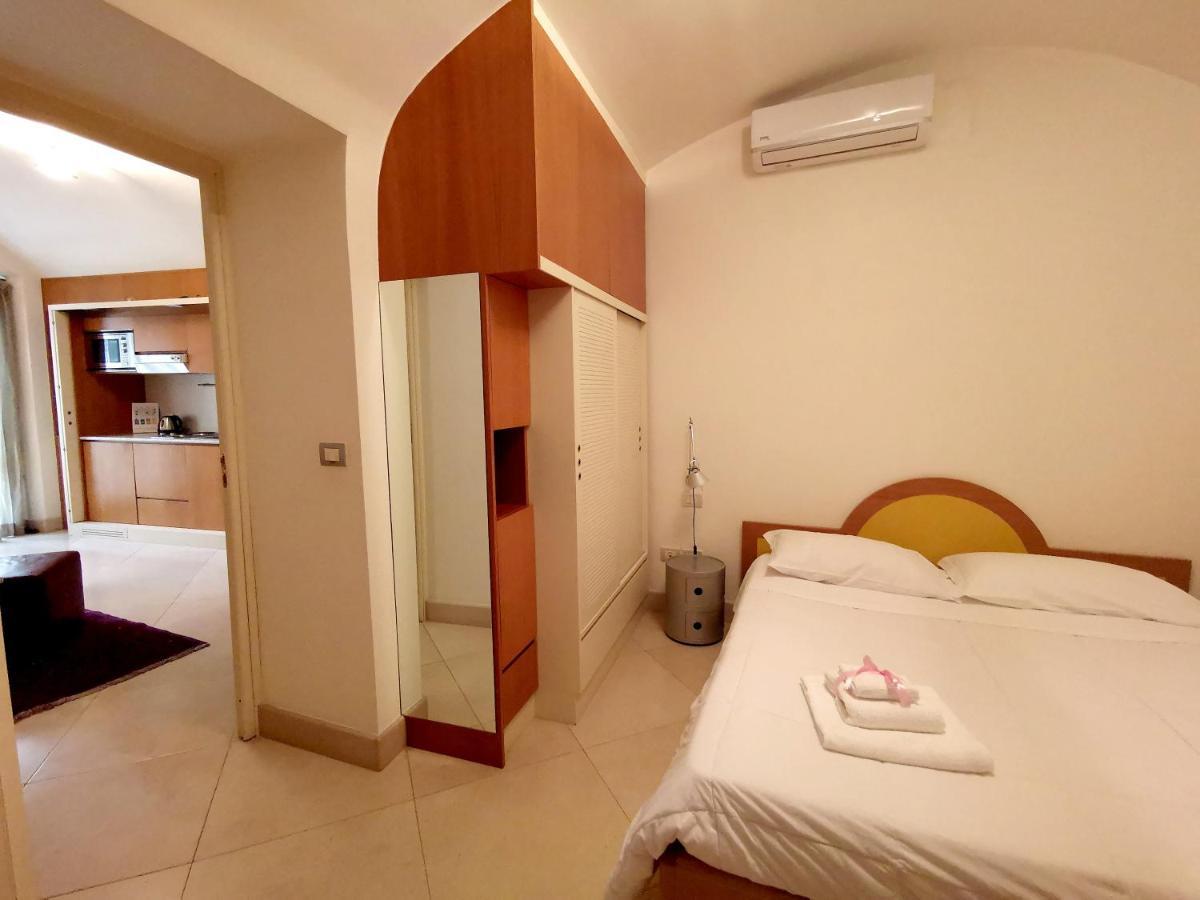 Scesa San Michele Apartment Bari Exterior foto
