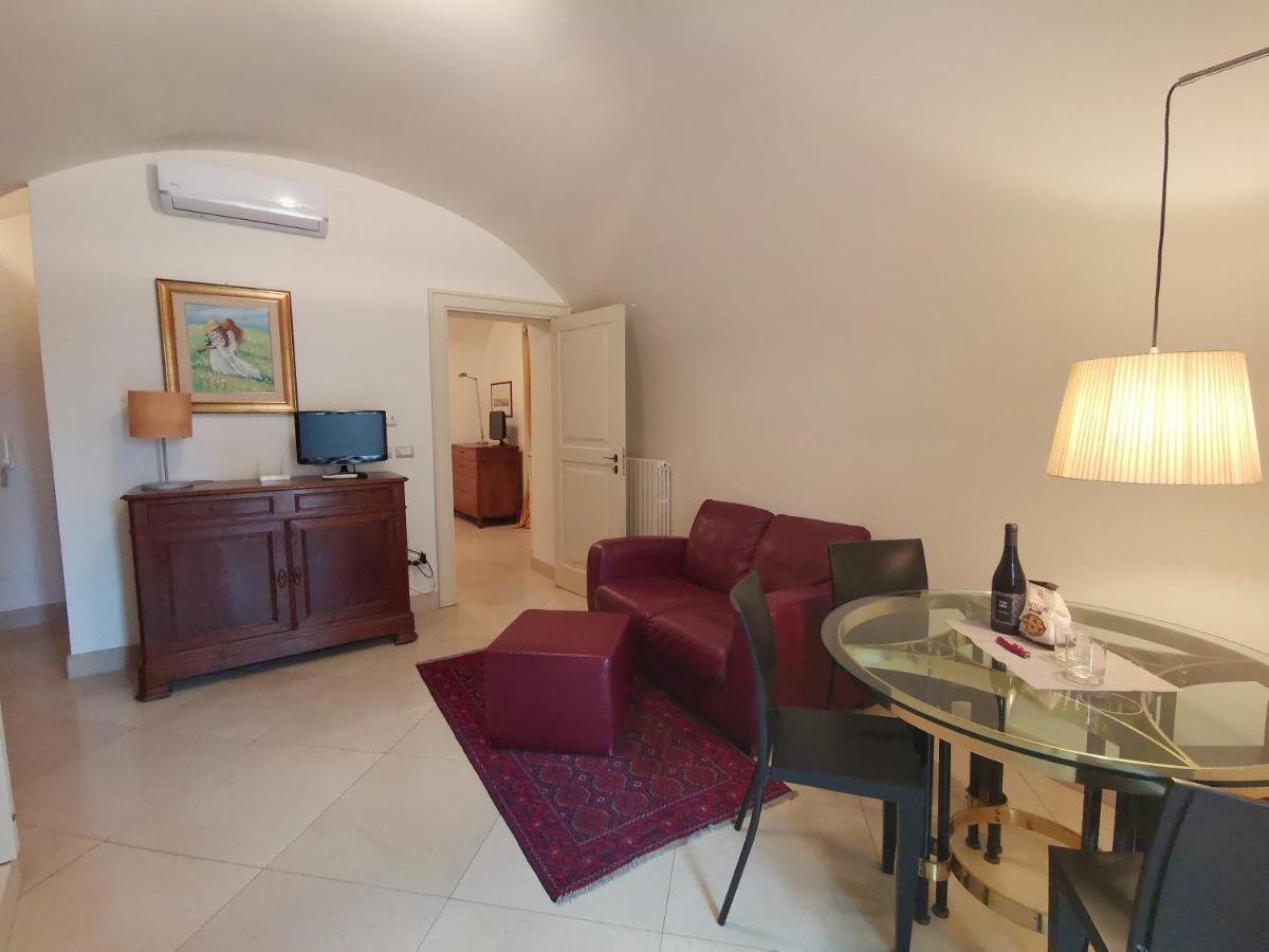 Scesa San Michele Apartment Bari Exterior foto